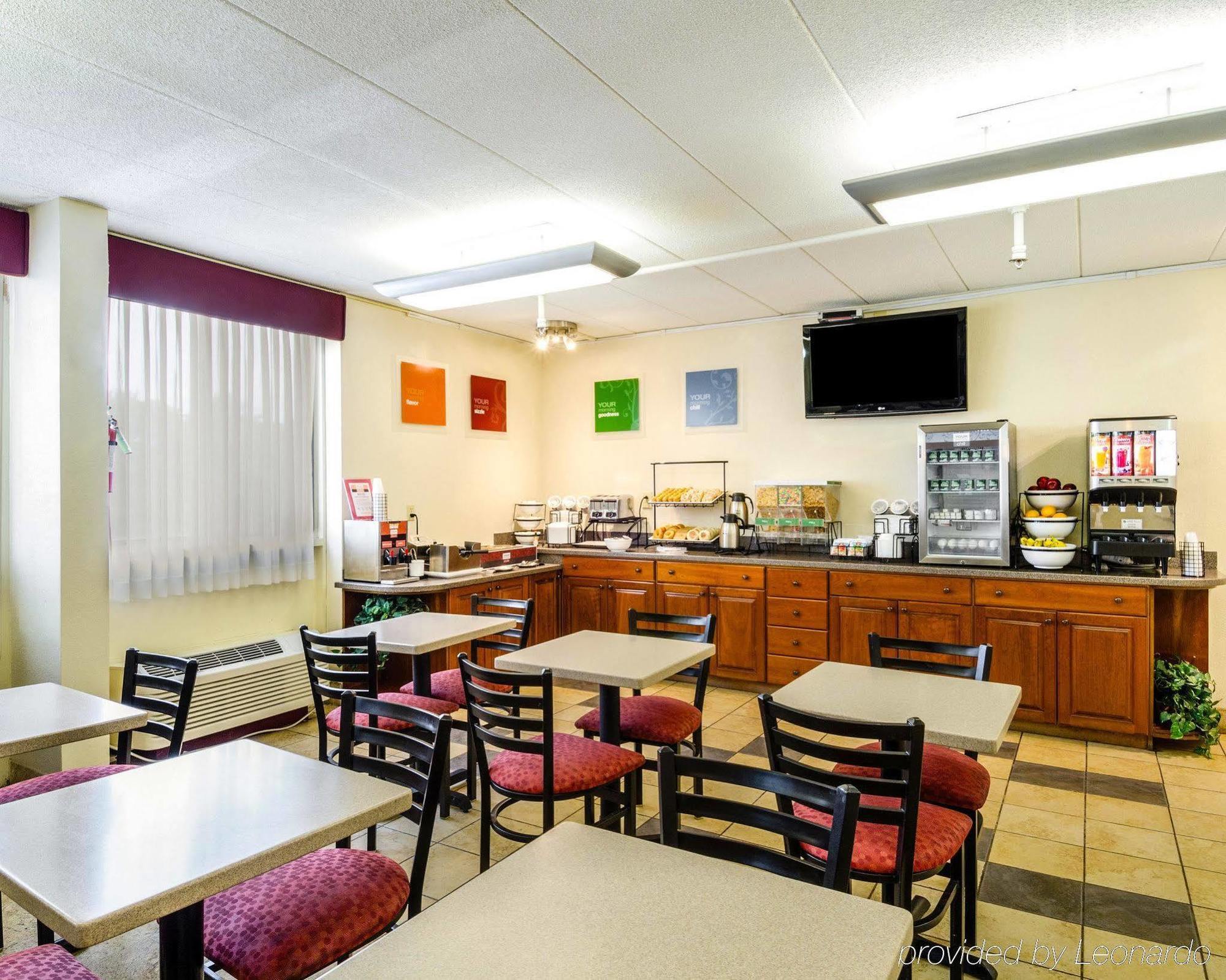 瀑布河流康福特茵旅馆&套房酒店 福尔里弗 外观 照片